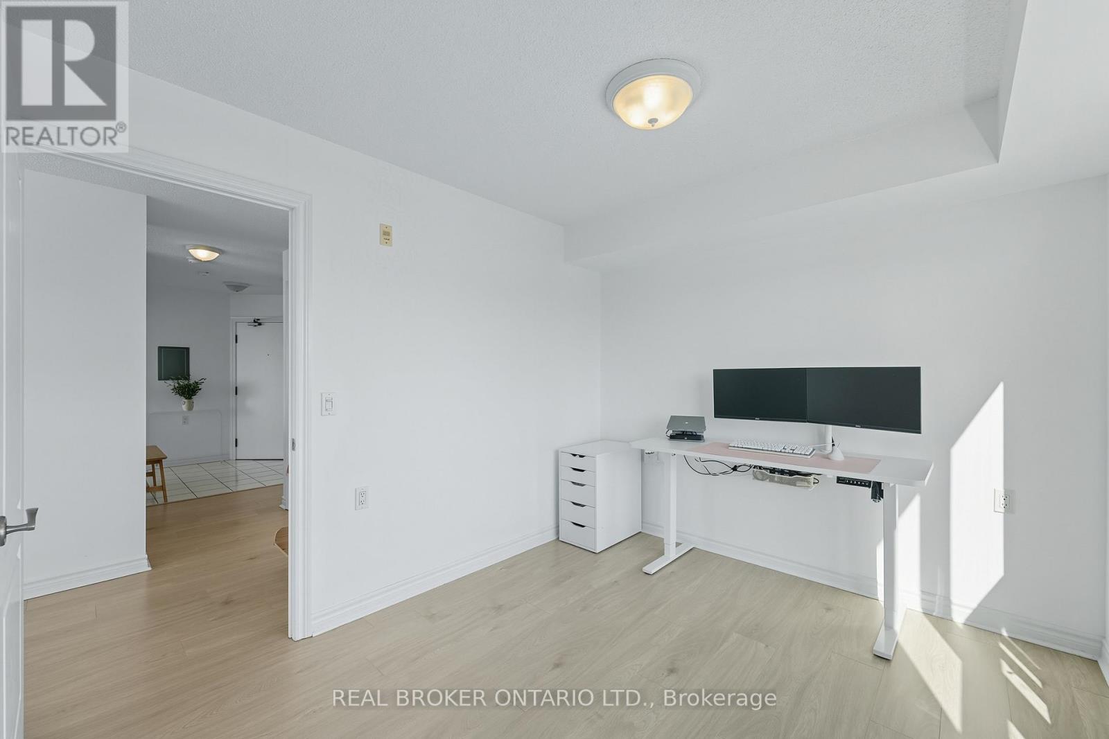 704 - 1030 Sheppard Avenue W, Toronto, Ontario  M3H 6C1 - Photo 19 - C12442104