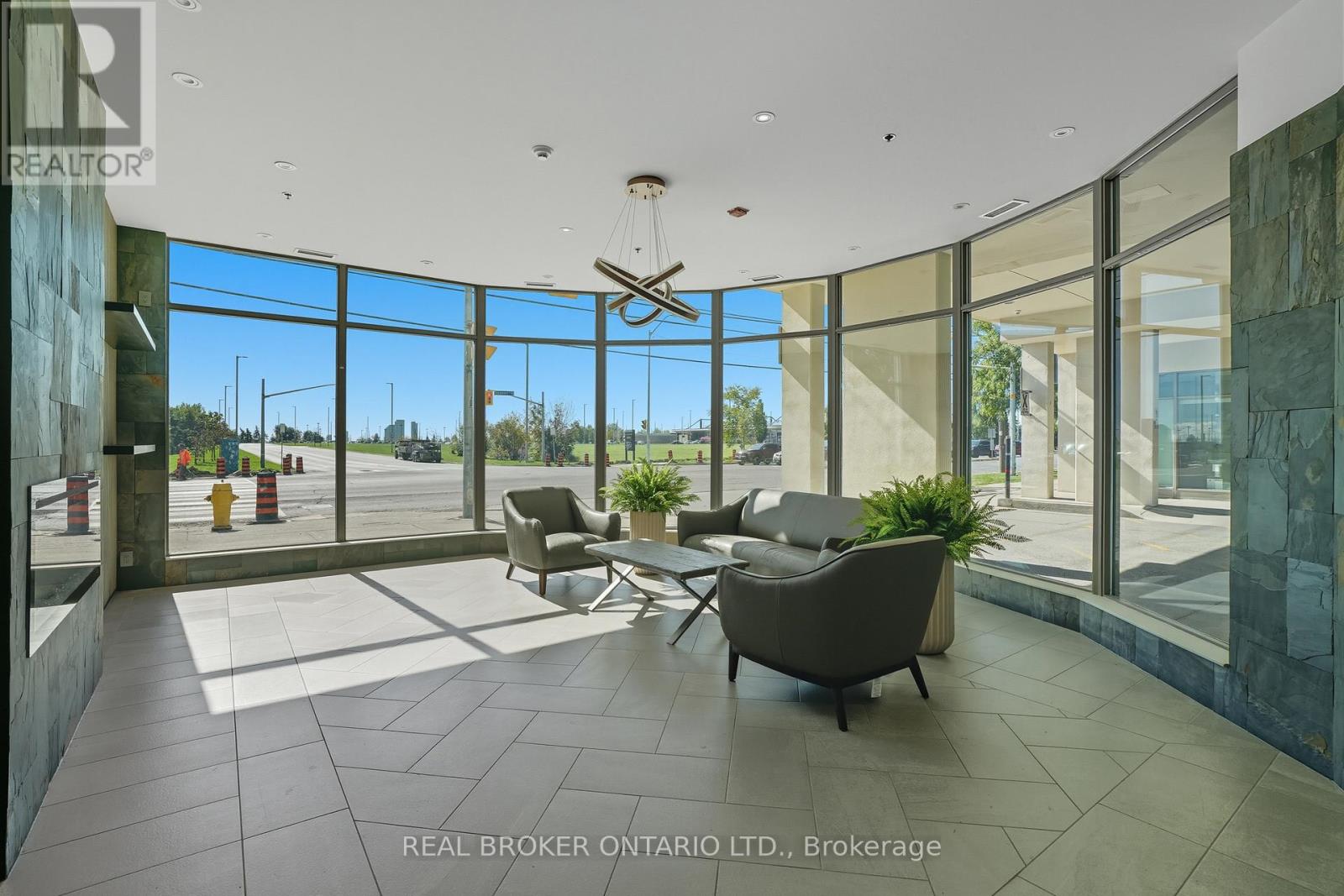 704 - 1030 Sheppard Avenue W, Toronto, Ontario  M3H 6C1 - Photo 36 - C12442104