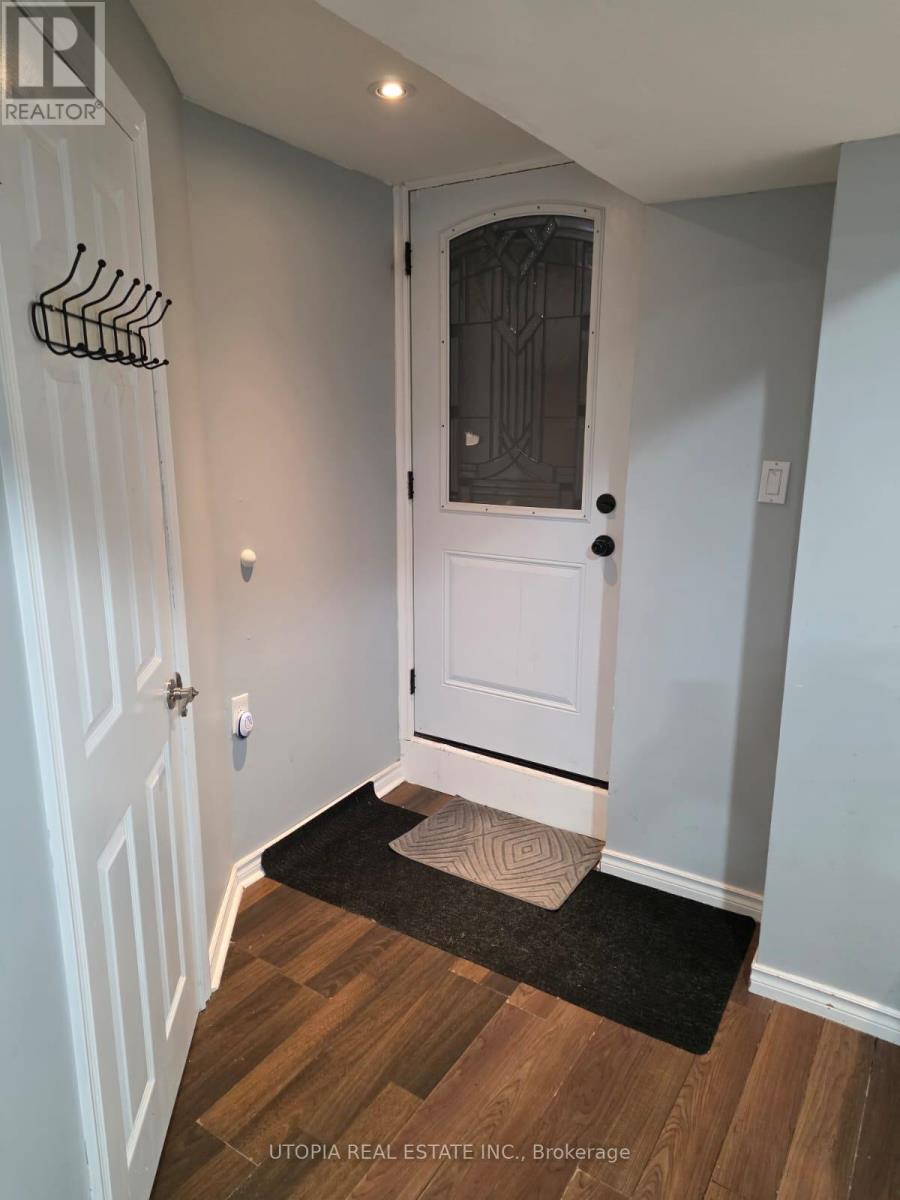 52 Littles Road, Toronto, Ontario  M1B 5C5 - Photo 2 - E12442055