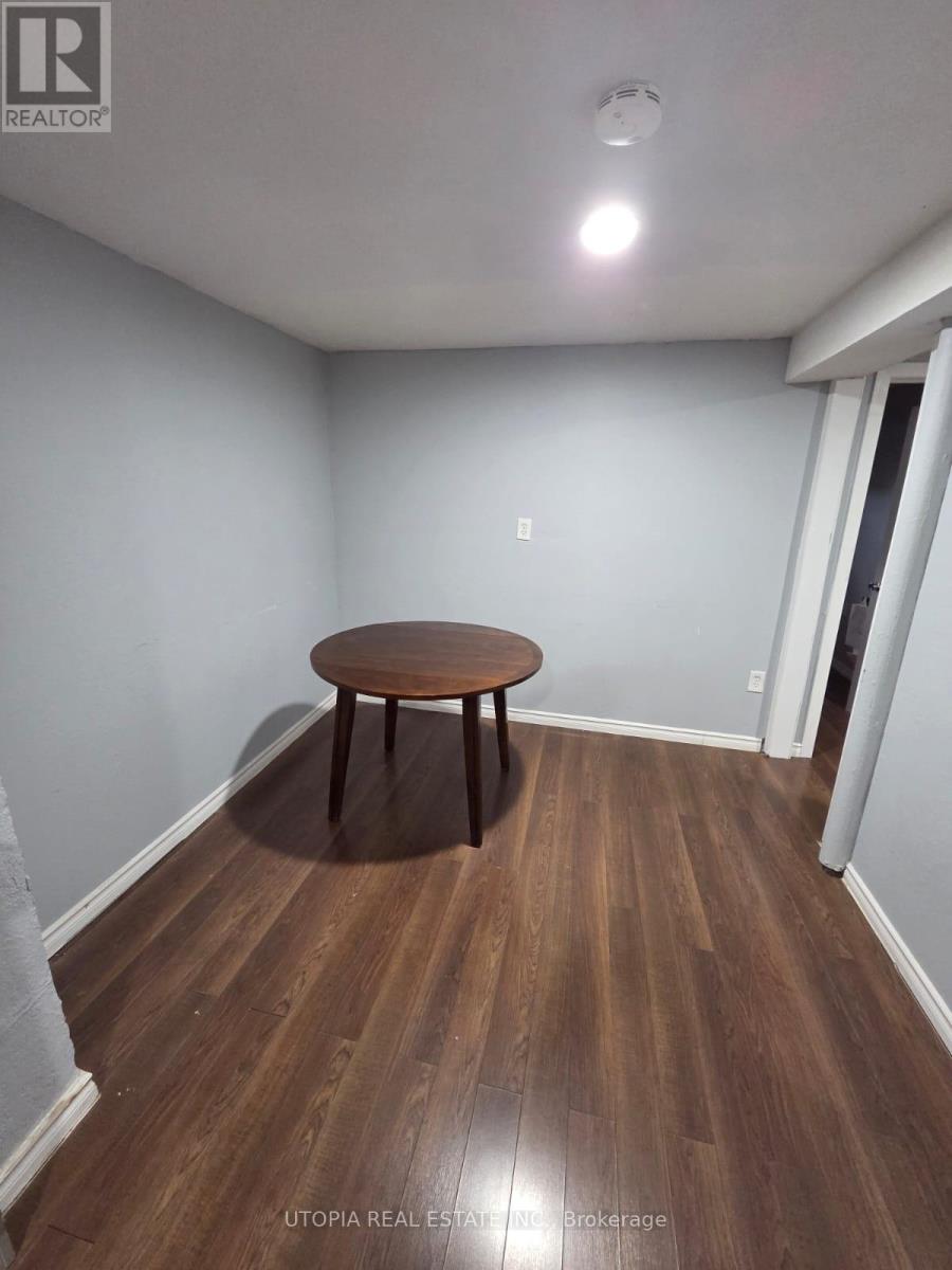 52 Littles Road, Toronto, Ontario  M1B 5C5 - Photo 4 - E12442055
