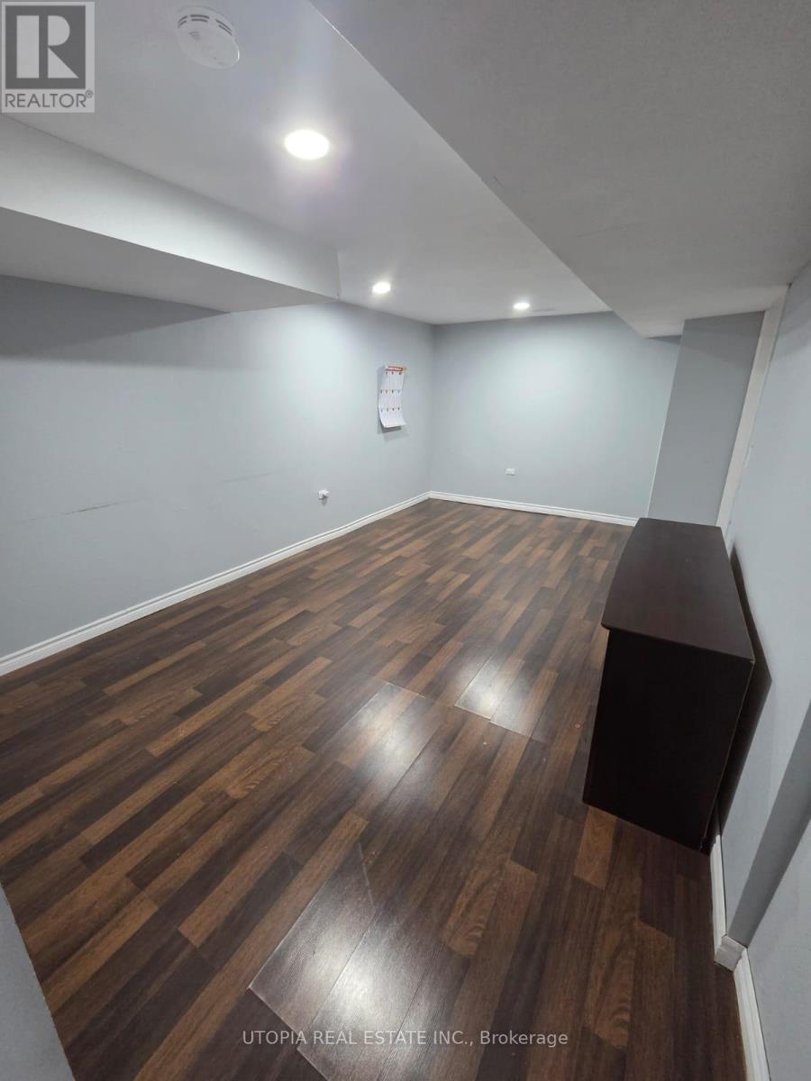 52 Littles Road, Toronto, Ontario  M1B 5C5 - Photo 7 - E12442055
