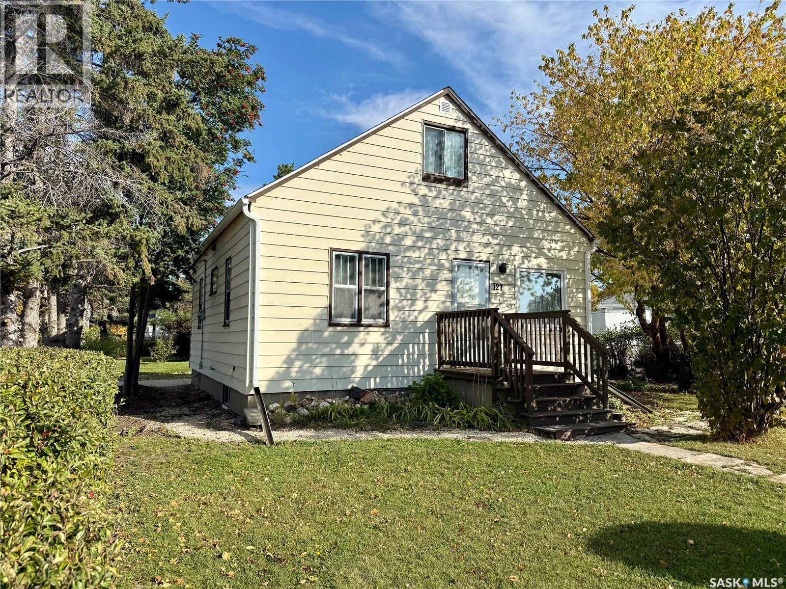 127 Darlington AVENUE E, Yorkton, Saskatchewan