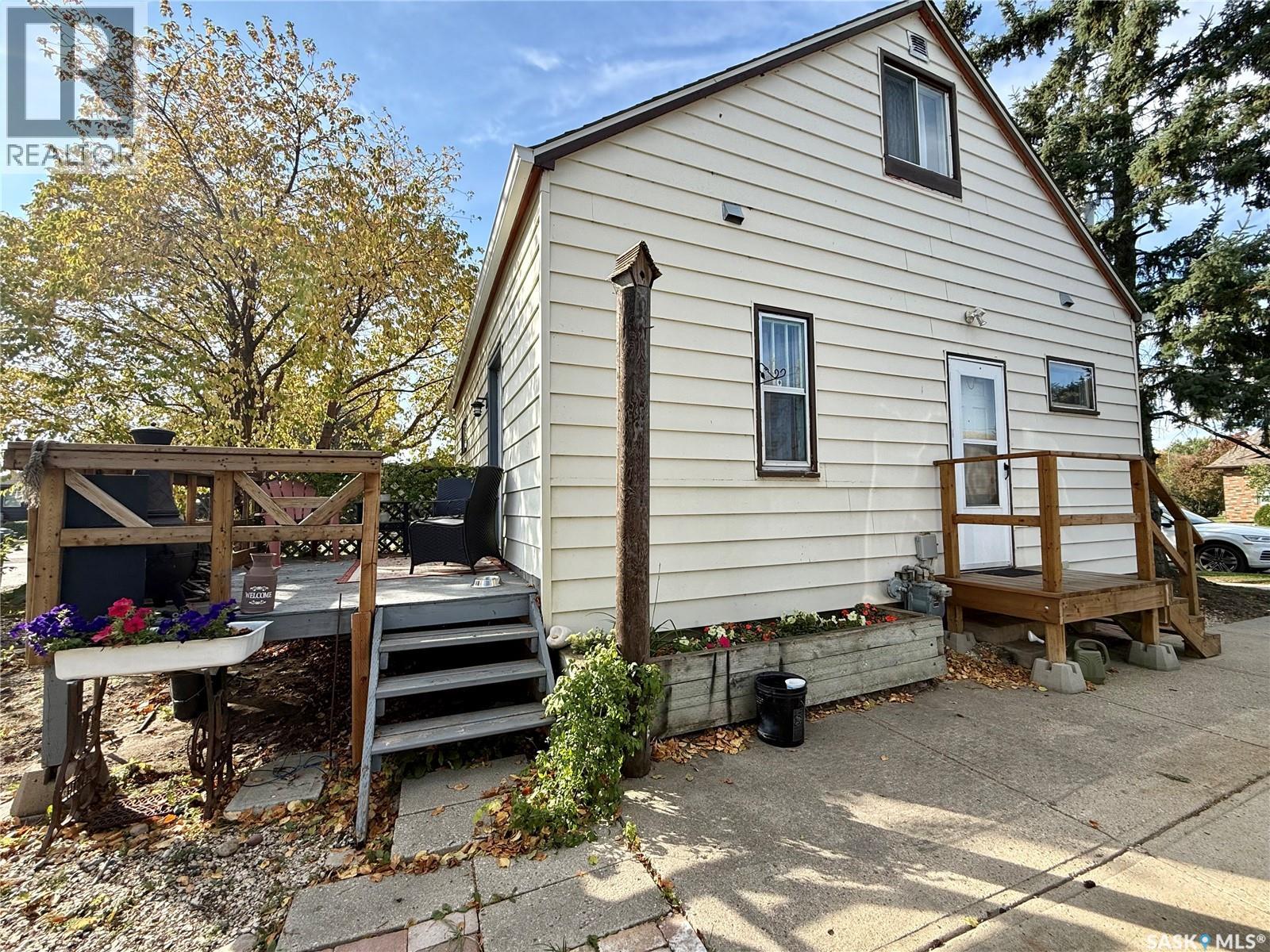 127 Darlington Avenue E, Yorkton, Saskatchewan  S3N 0C8 - Photo 29 - SK020004