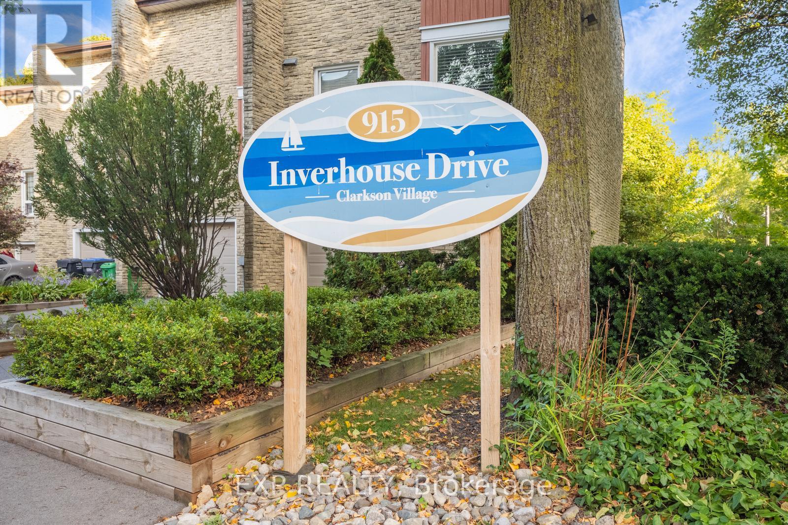 915 Inverhouse Drive, Mississauga (Clarkson), Ontario  L5J 4B2 - Photo 27 - W12442053