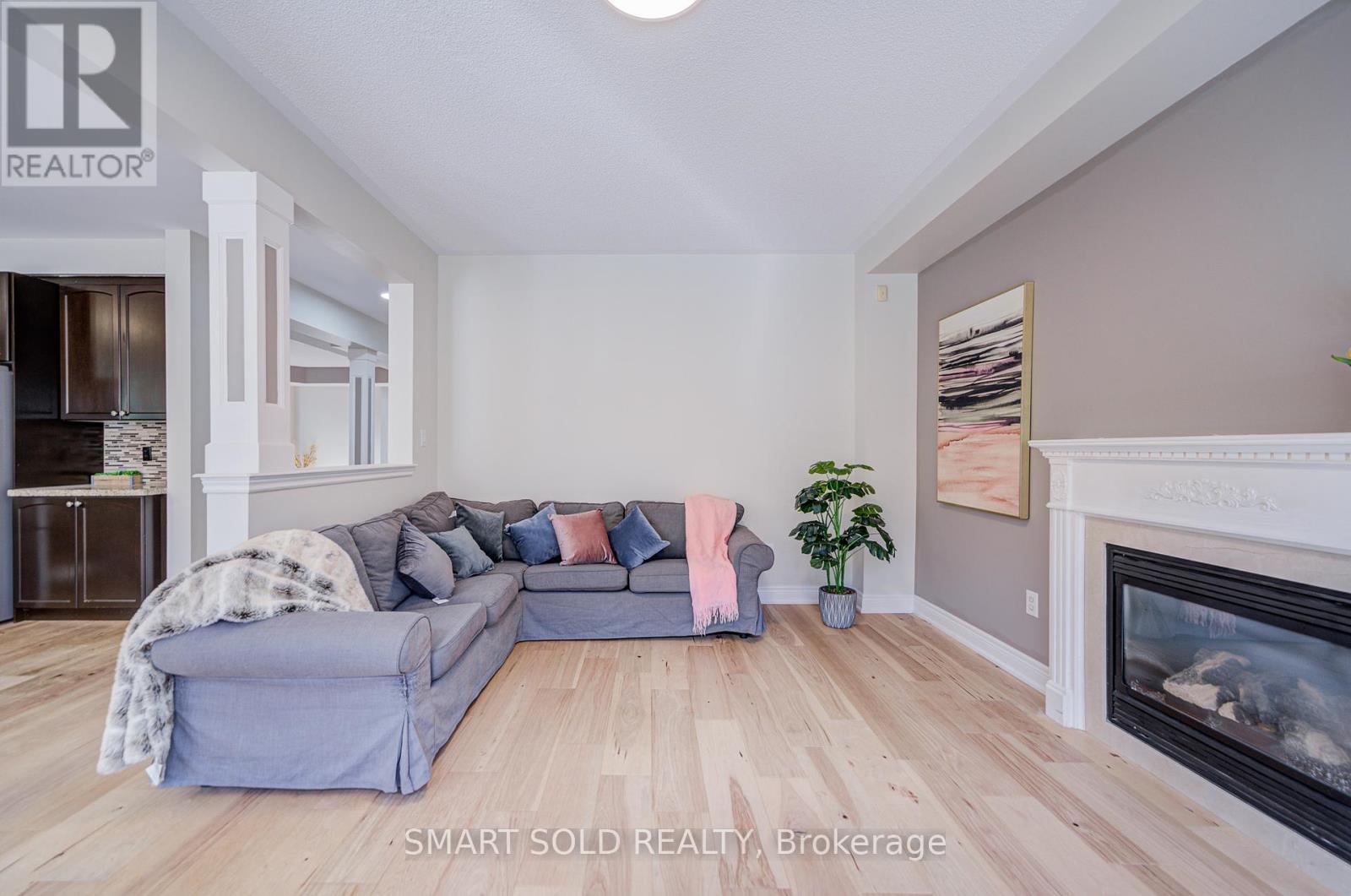 2252 Pine Glen Road, Oakville (Wm Westmount), Ontario  L6M 0G5 - Photo 15 - W12442067