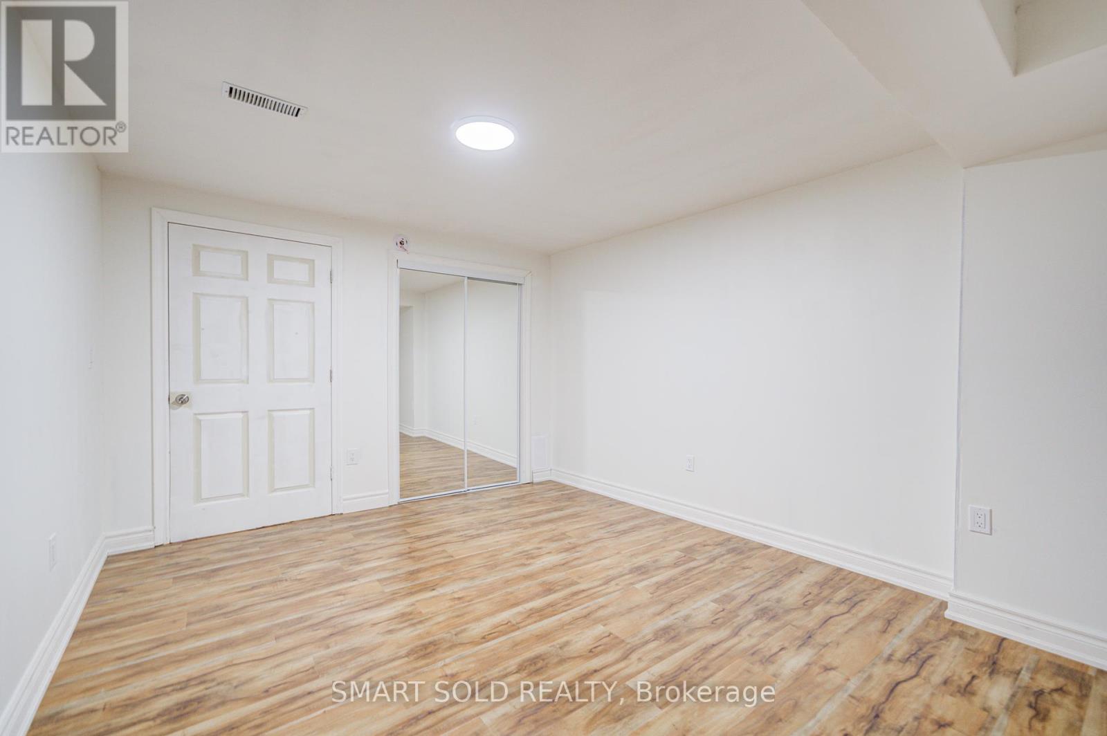 2252 Pine Glen Road, Oakville (Wm Westmount), Ontario  L6M 0G5 - Photo 35 - W12442067