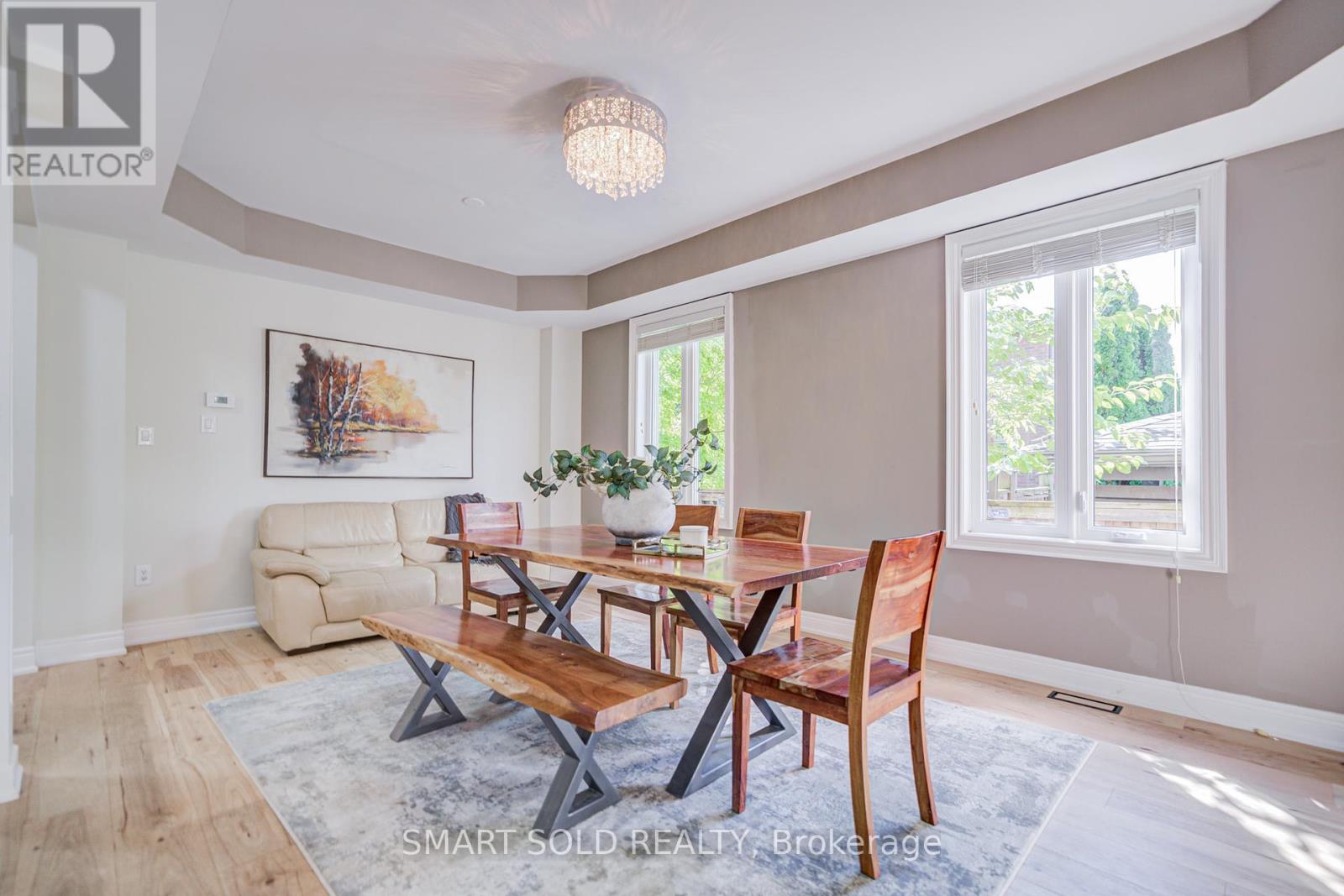 2252 Pine Glen Road, Oakville (Wm Westmount), Ontario  L6M 0G5 - Photo 8 - W12442067