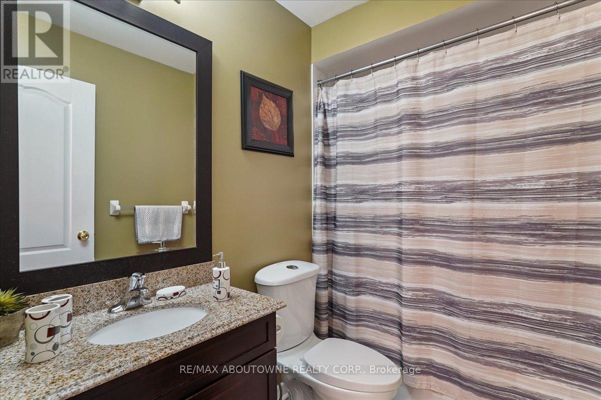 248 Albright Road, Brampton, Ontario  L6X 5E7 - Photo 17 - W12442068