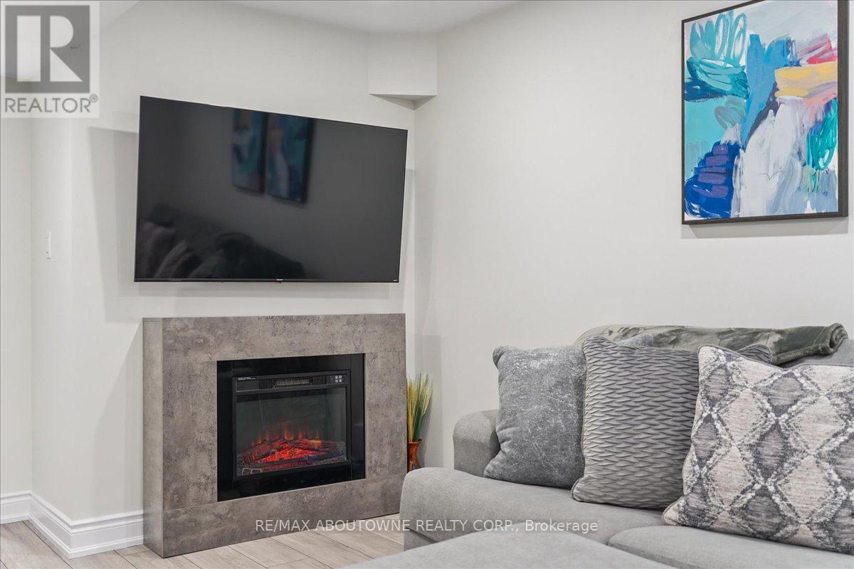 248 Albright Road, Brampton, Ontario  L6X 5E7 - Photo 20 - W12442068