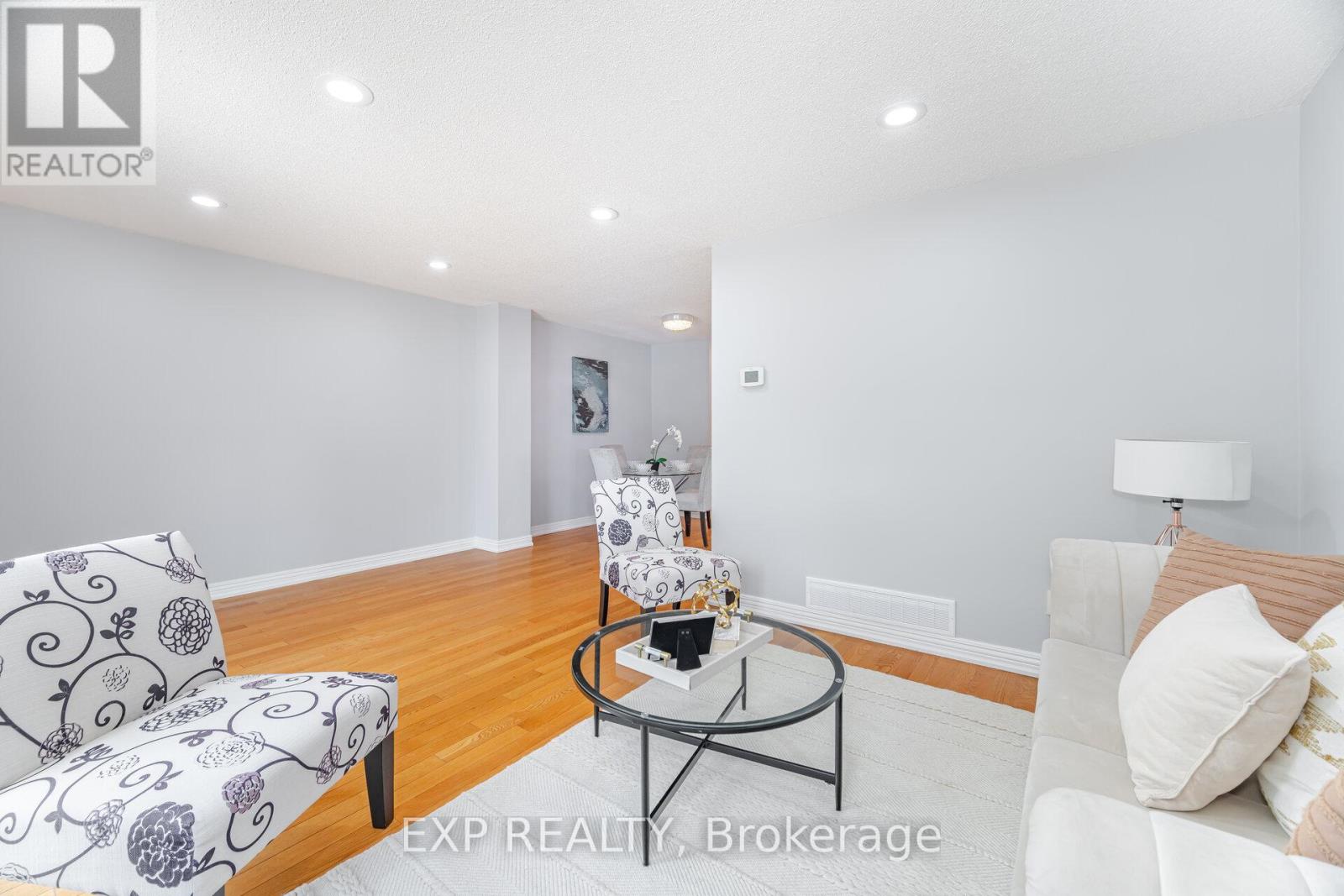 4102 Forest Fire Crescent, Mississauga, Ontario  L4W 3P5 - Photo 6 - W12442077