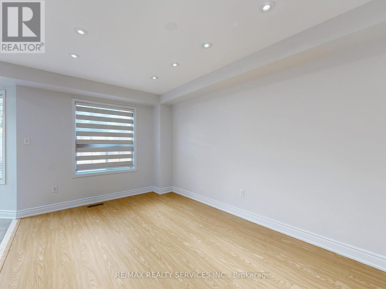 44 Amethyst Circle, Brampton (Bram East), Ontario  L6P 0Z3 - Photo 12 - W12442101