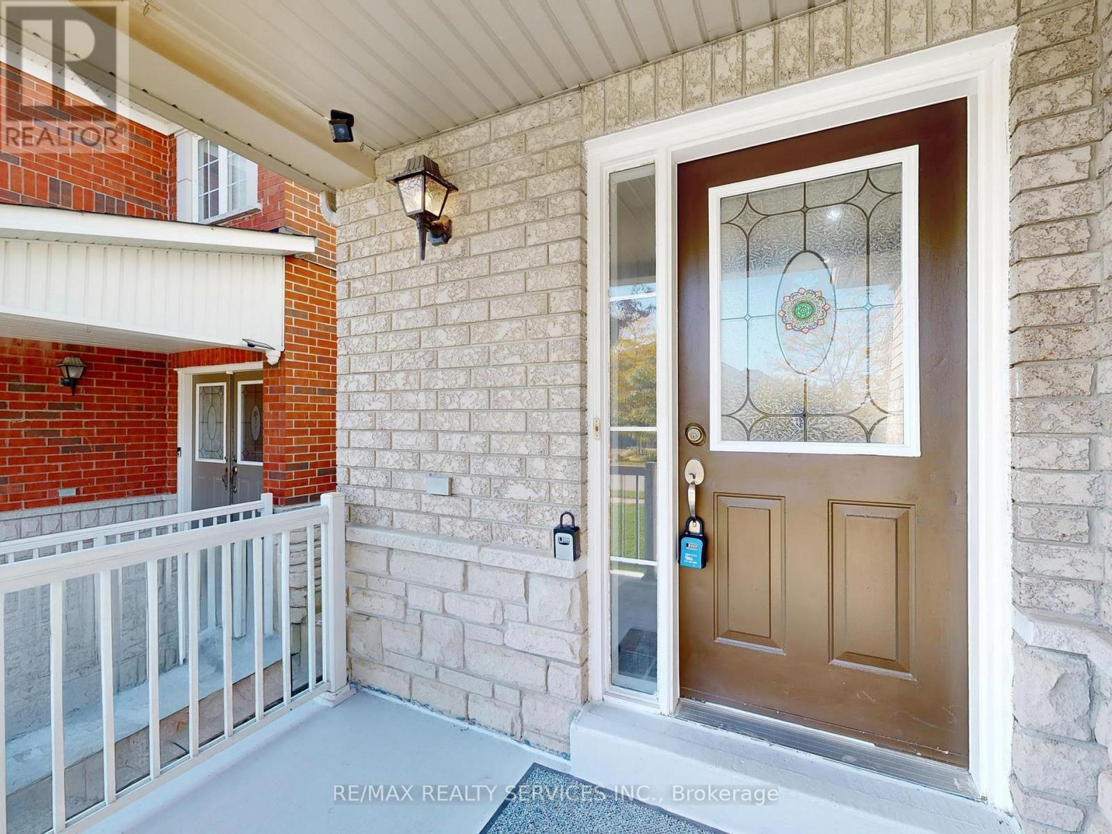 44 Amethyst Circle, Brampton (Bram East), Ontario  L6P 0Z3 - Photo 3 - W12442101