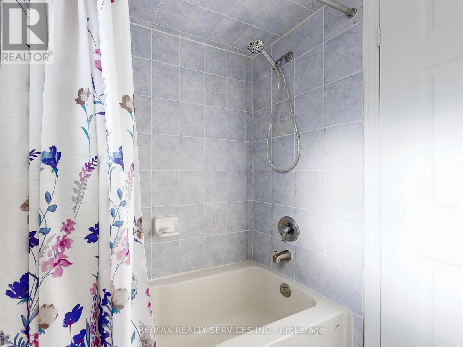 44 Amethyst Circle, Brampton (Bram East), Ontario  L6P 0Z3 - Photo 36 - W12442101