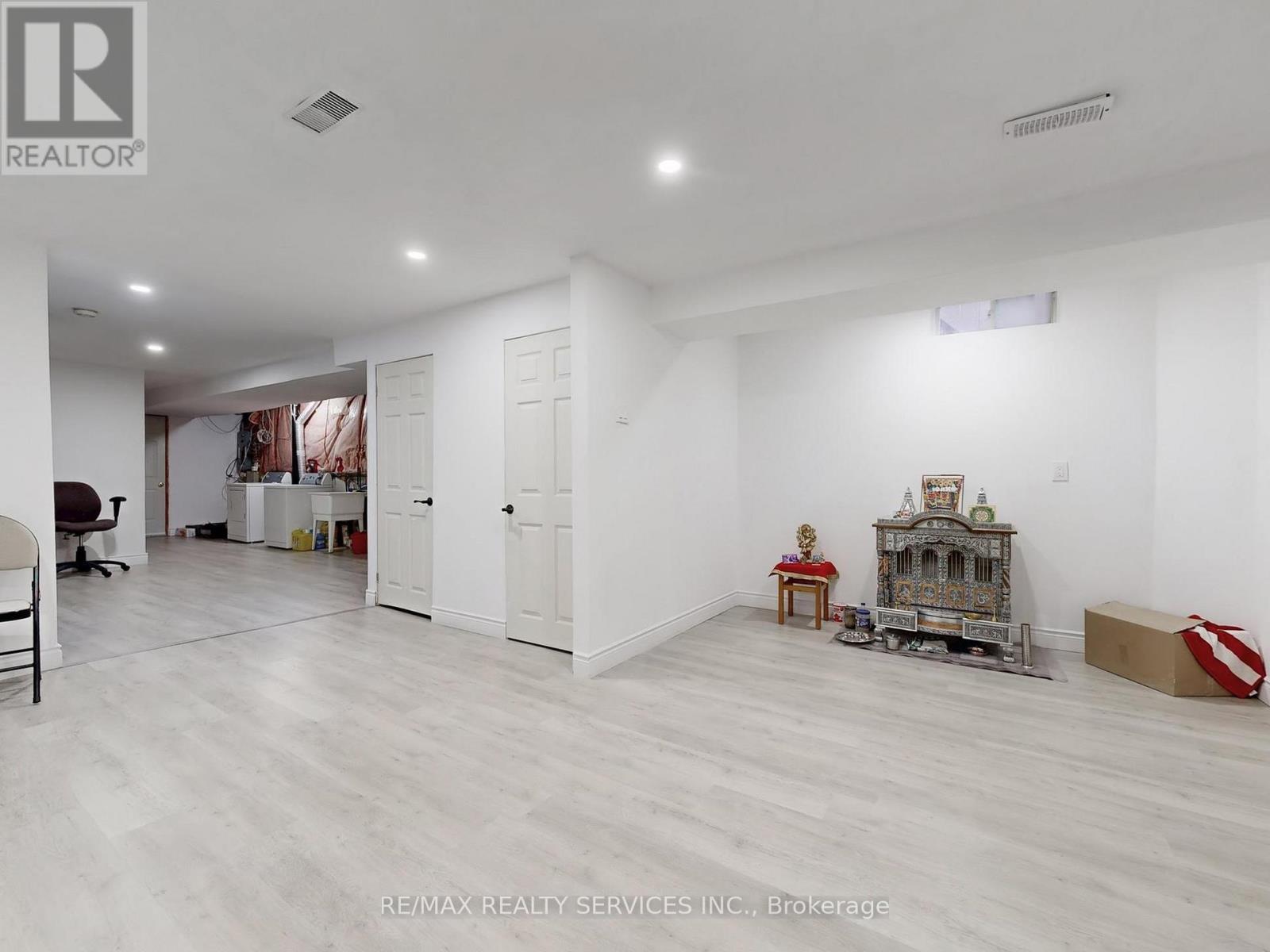 44 Amethyst Circle, Brampton (Bram East), Ontario  L6P 0Z3 - Photo 43 - W12442101