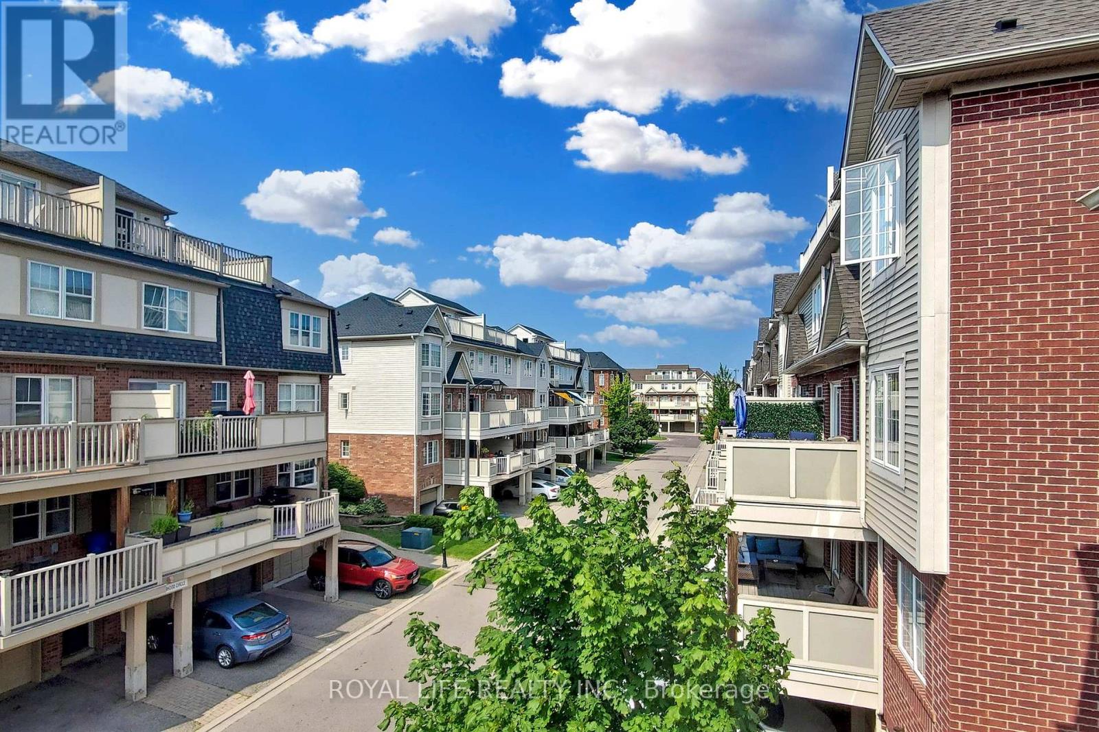 2 - 595 Dundas Street W, Mississauga, Ontario  L5B 0B3 - Photo 29 - W12442105