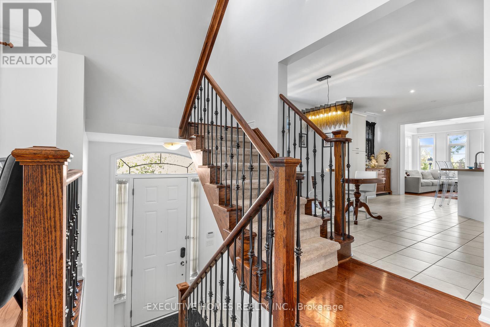 4131 Shipp Drive, Mississauga, Ontario  L4Z 0A7 - Photo 4 - W12442106