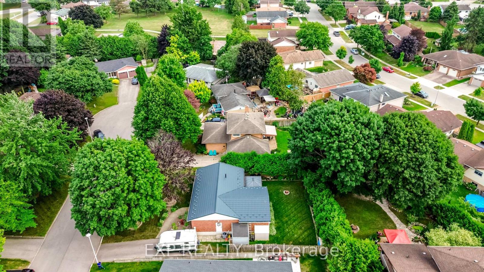 254 Dent Place, Woodstock (Woodstock - South), Ontario  N4S 2S4 - Photo 26 - X12442076
