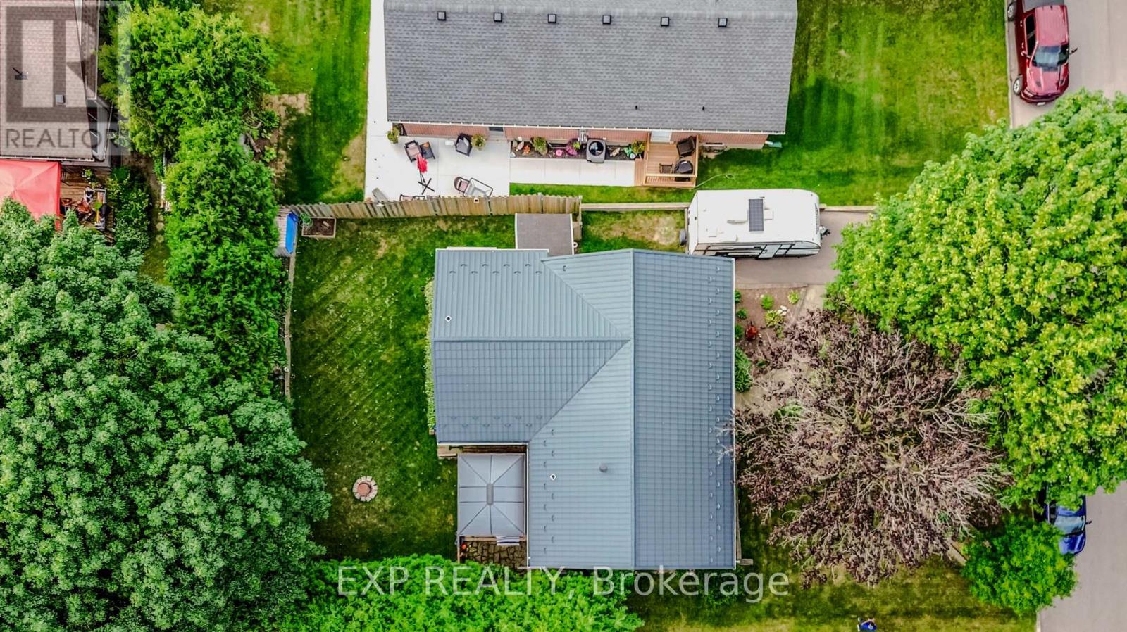 254 Dent Place, Woodstock (Woodstock - South), Ontario  N4S 2S4 - Photo 3 - X12442076