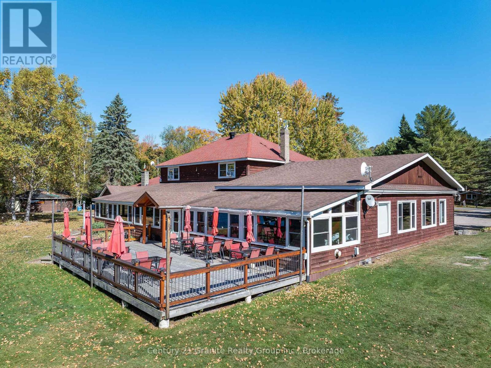 1075 Red Umbrella Road, Minden Hills, Ontario  K0M 2K0 - Photo 16 - X12442136