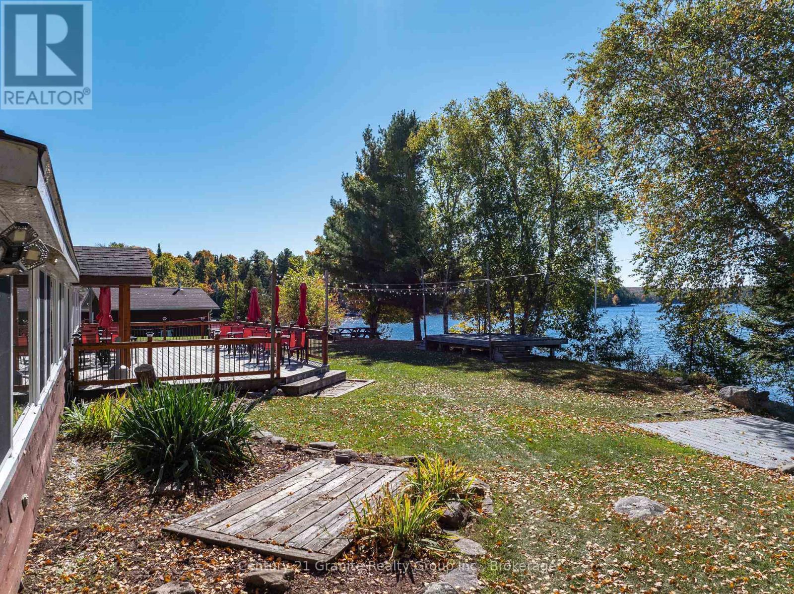 1075 Red Umbrella Road, Minden Hills, Ontario  K0M 2K0 - Photo 17 - X12442136