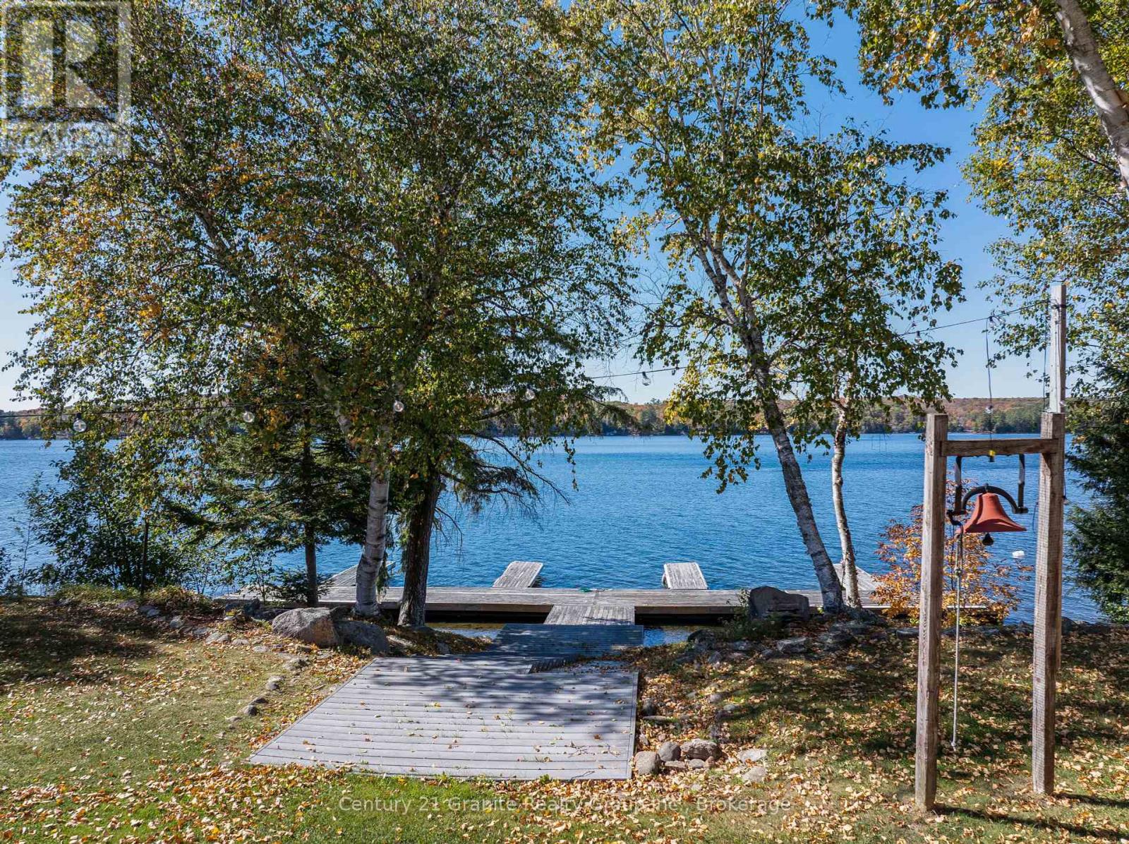 1075 Red Umbrella Road, Minden Hills, Ontario  K0M 2K0 - Photo 18 - X12442136
