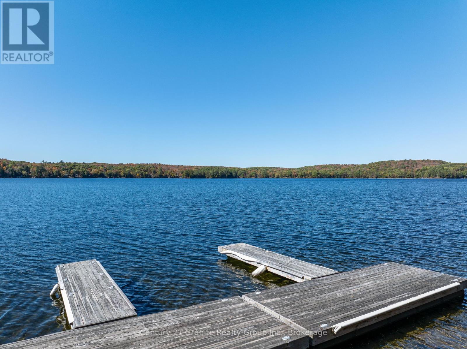 1075 Red Umbrella Road, Minden Hills, Ontario  K0M 2K0 - Photo 20 - X12442136