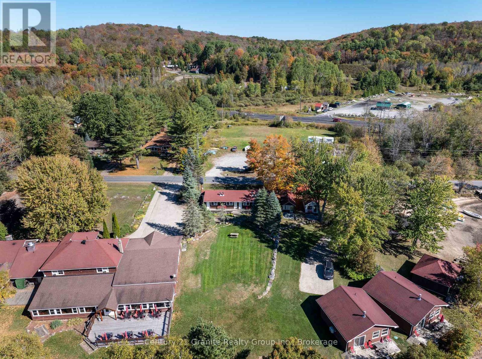 1075 Red Umbrella Road, Minden Hills, Ontario  K0M 2K0 - Photo 27 - X12442136