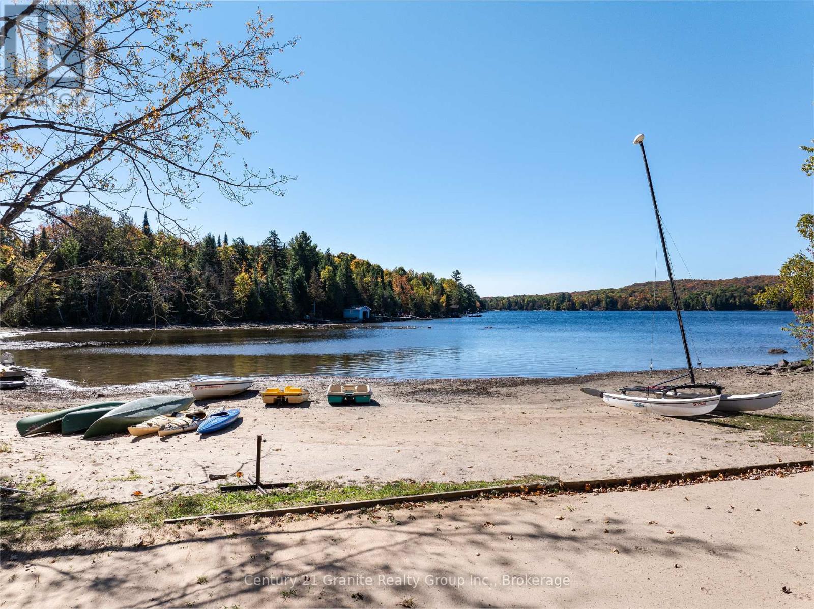1075 Red Umbrella Road, Minden Hills, Ontario  K0M 2K0 - Photo 37 - X12442136