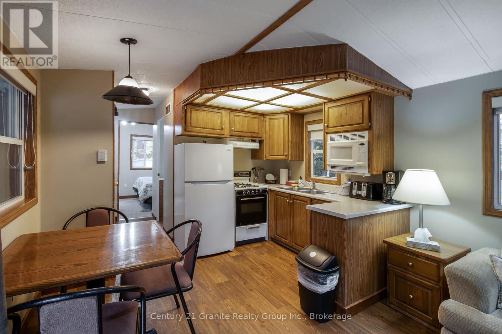 1075 Red Umbrella Road, Minden Hills, Ontario  K0M 2K0 - Photo 39 - X12442136