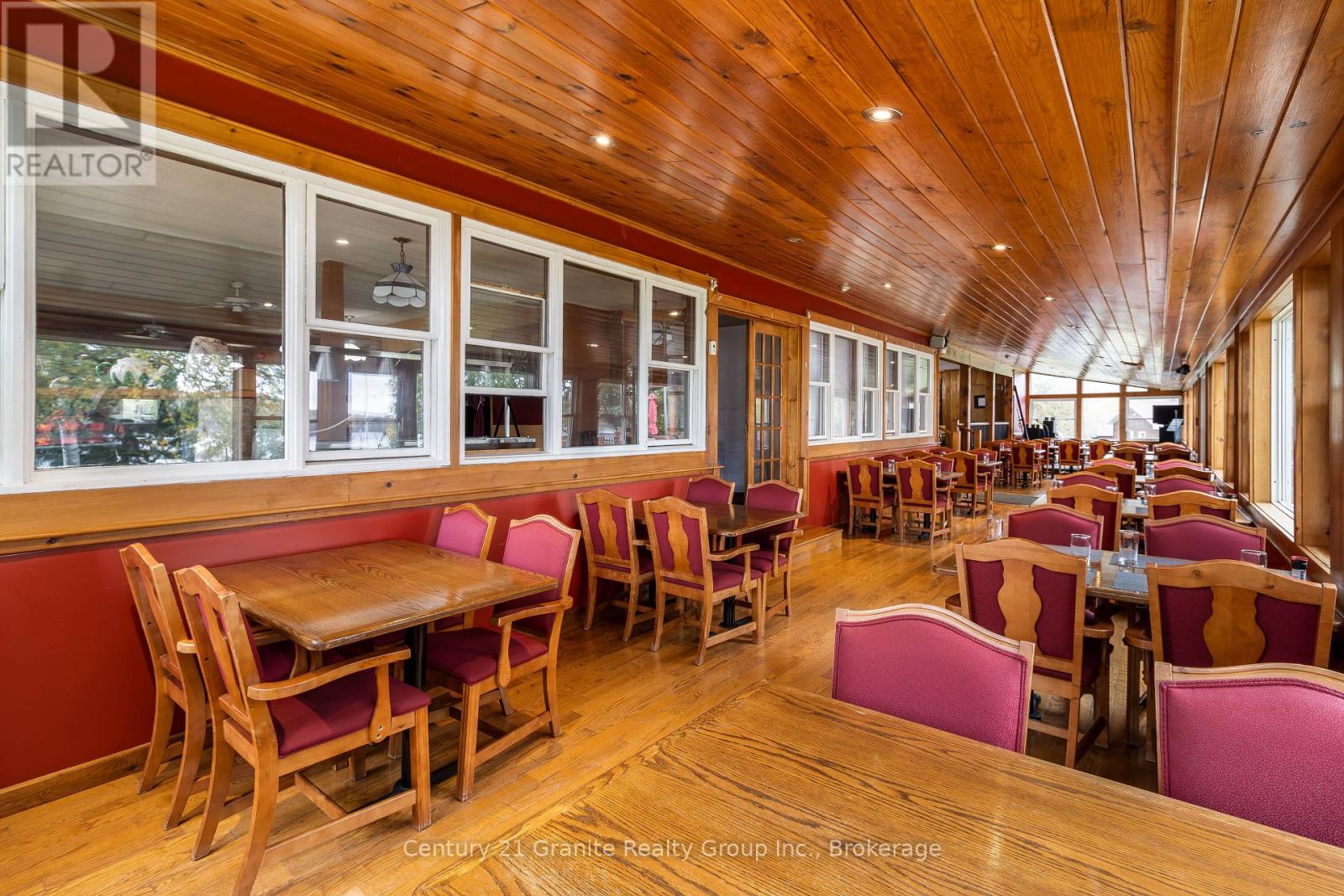 1075 Red Umbrella Road, Minden Hills, Ontario  K0M 2K0 - Photo 6 - X12442136