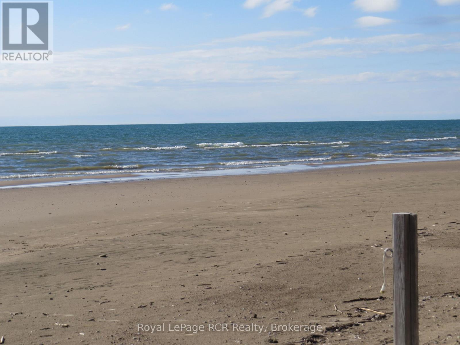9 Lakeshore Boulevard S, South Bruce Peninsula, Ontario  N0H 2G0 - Photo 30 - X12442153