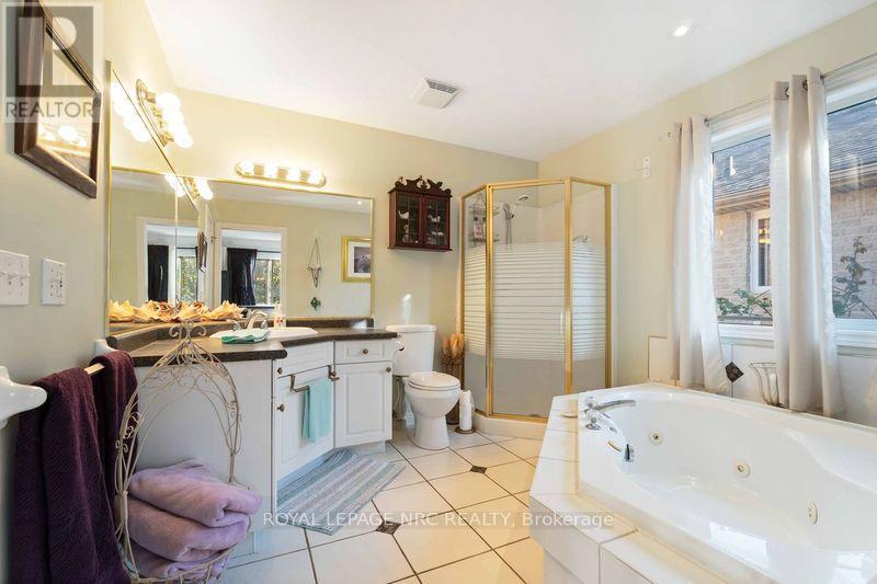 5349 Beaver Valley Way, Niagara Falls, Ontario  L2H 3K4 - Photo 28 - X12322680