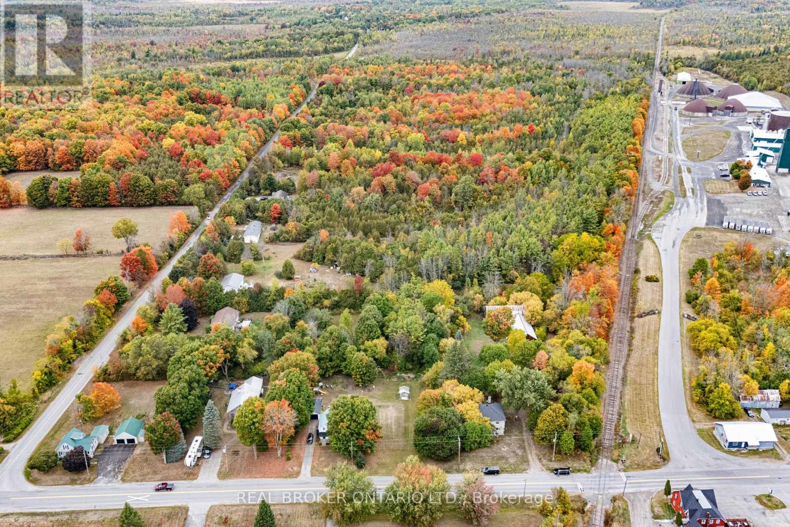 2099 County  20 Road, North Grenville, Ontario  K0G 1T0 - Photo 2 - X12442130