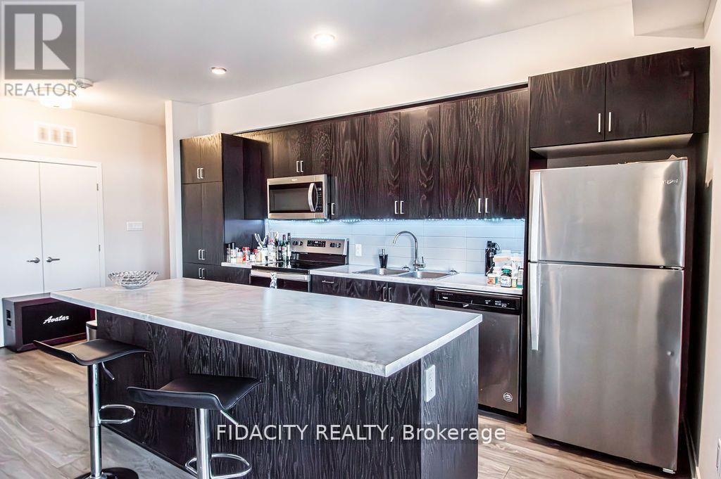 H - 225 Citiplace Drive, Ottawa, Ontario  K2E 0A8 - Photo 3 - X12442131