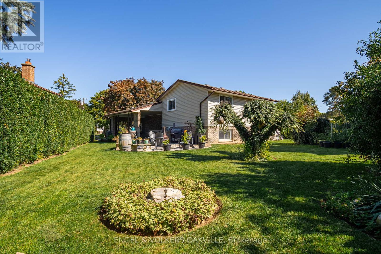 22 Sandy Cove Circle, St. Catharines (Lakeshore), Ontario  L2N 5Z4 - Photo 30 - X12442134