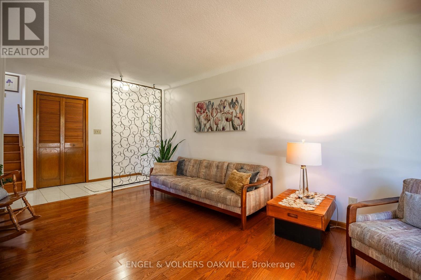 22 Sandy Cove Circle, St. Catharines (Lakeshore), Ontario  L2N 5Z4 - Photo 8 - X12442134