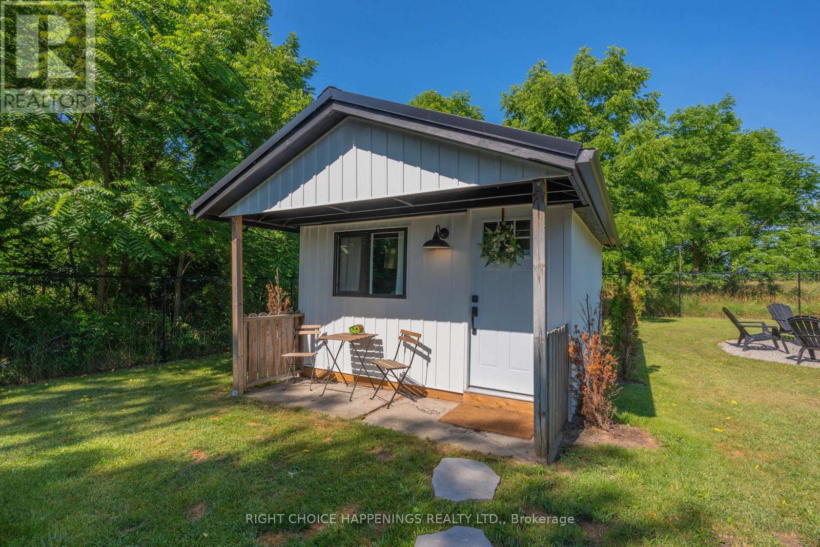 1368 Lorraine Road, Port Colborne (Sherkston), Ontario  L3K 5V3 - Photo 17 - X12442143