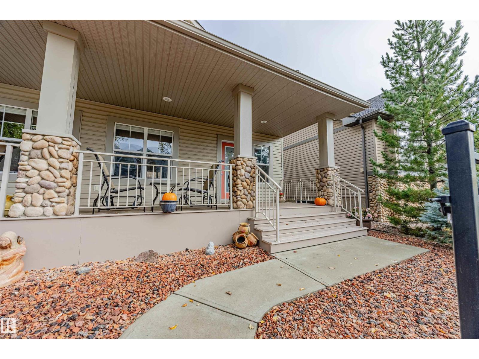 19 Clearwater Ln, Sherwood Park, Alberta  T8H 2X1 - Photo 3 - E4460601