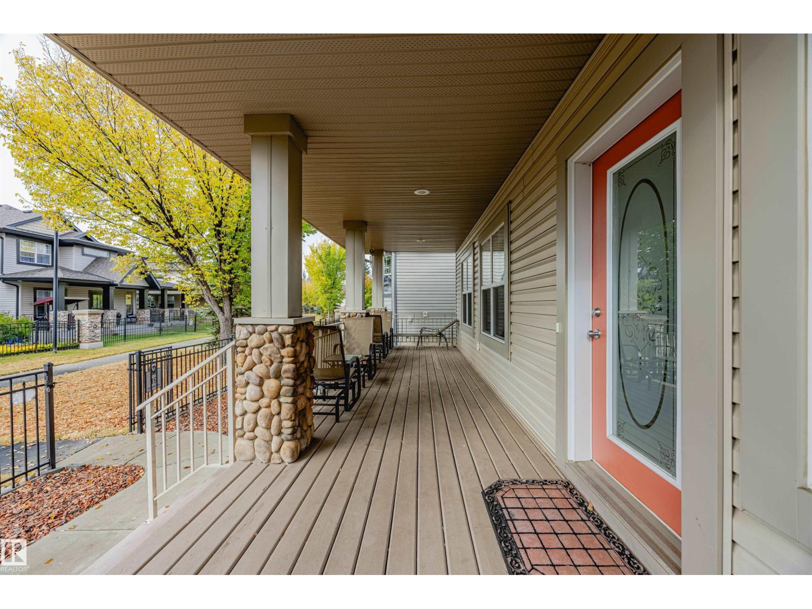 19 Clearwater Ln, Sherwood Park, Alberta  T8H 2X1 - Photo 5 - E4460601