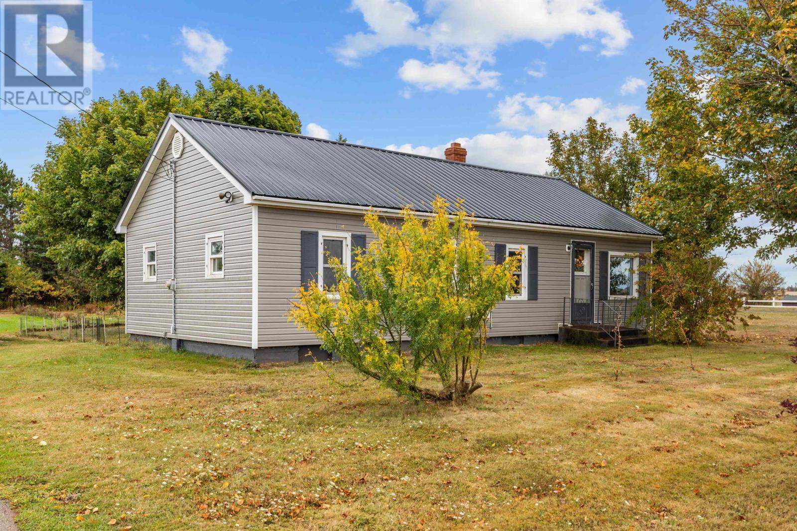 15341 Northside Road, St. Peters Bay, Prince Edward Island  C0A 2A0 - Photo 6 - 202524977