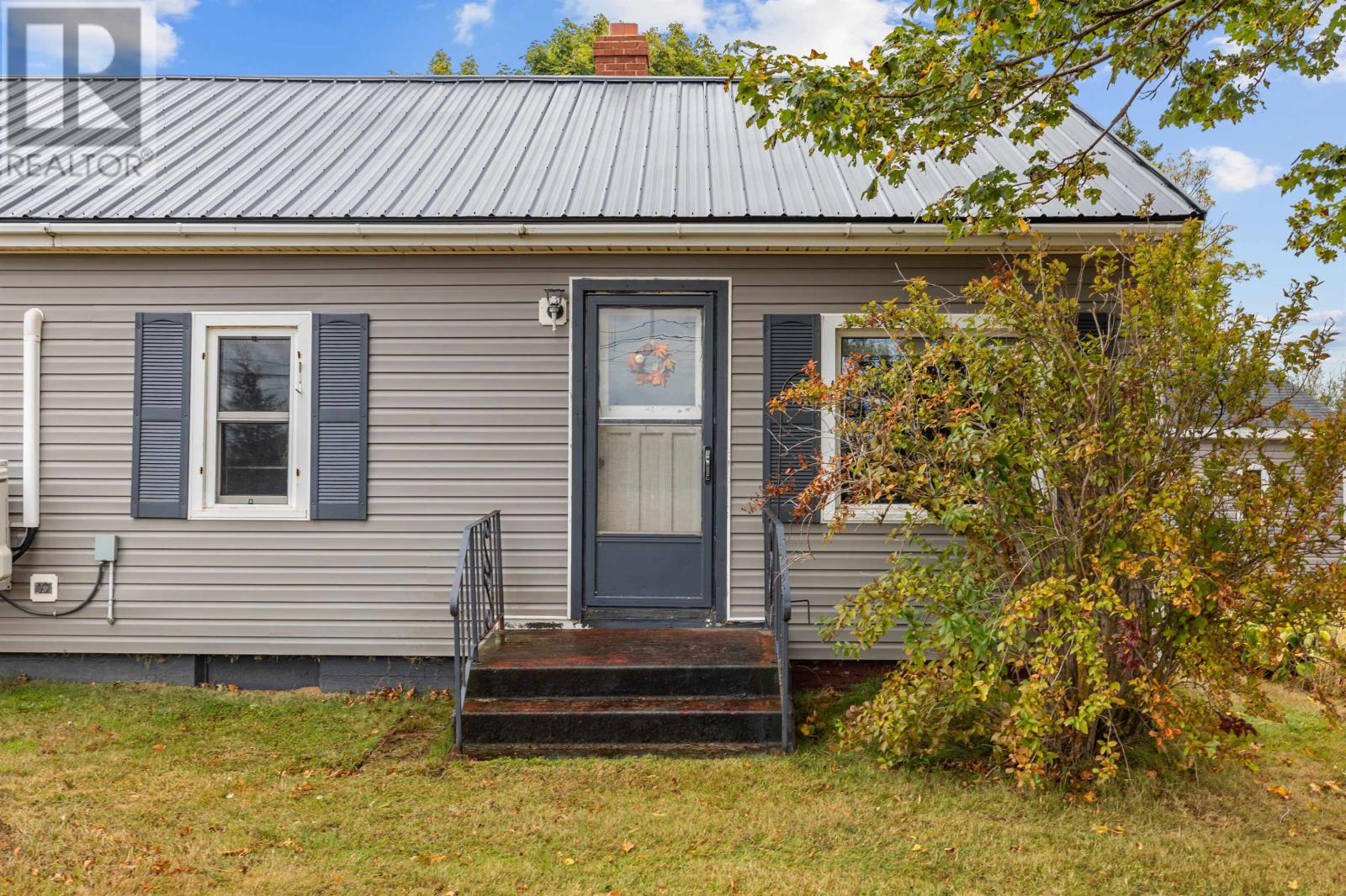 15341 Northside Road, St. Peters Bay, Prince Edward Island  C0A 2A0 - Photo 9 - 202524977