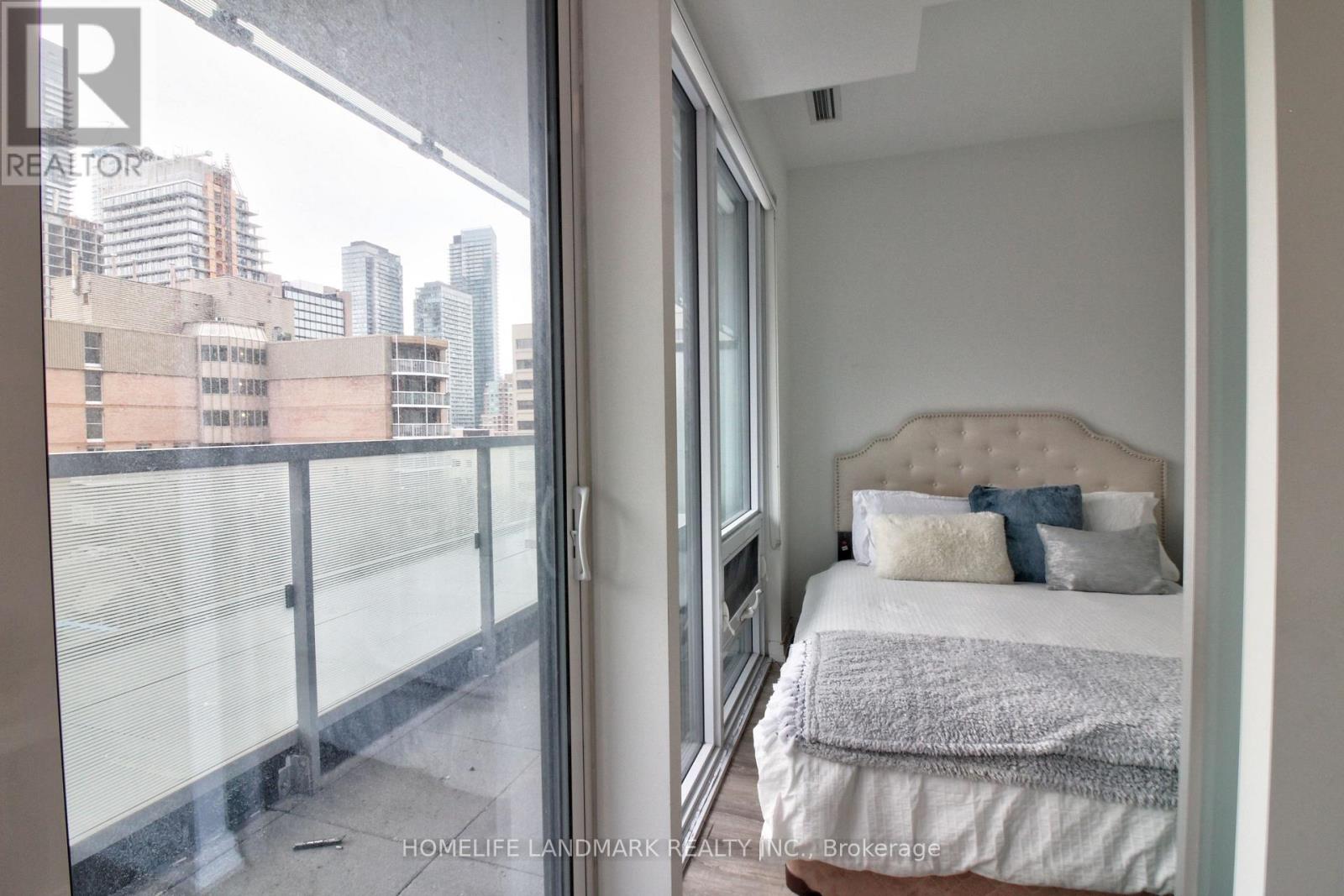 504 - 28 Wellesley Street E, Toronto, Ontario  M4Y 1G3 - Photo 6 - C12442116