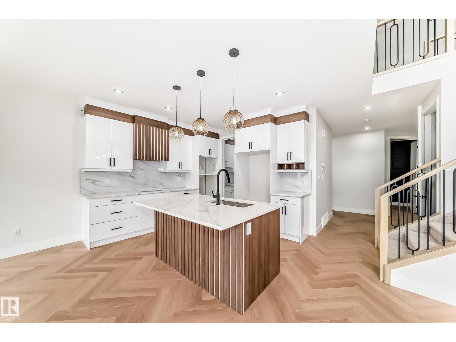 7224 Kiviaq Li Sw, Edmonton, Alberta  T6W 5R3 - Photo 6 - E4460603