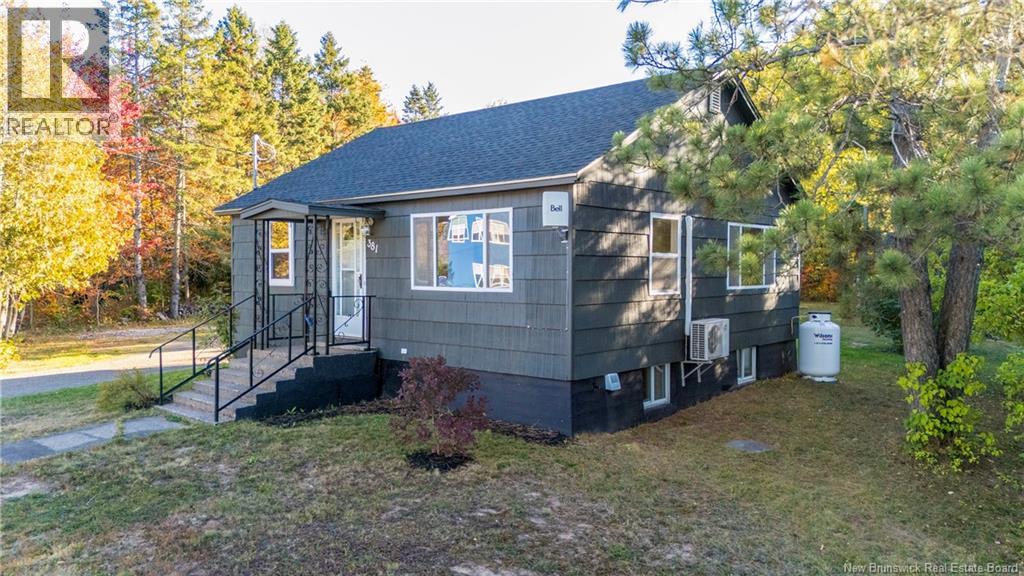 381 Caledonia Road, Moncton, New Brunswick  E1H 2E8 - Photo 2 - NB127866