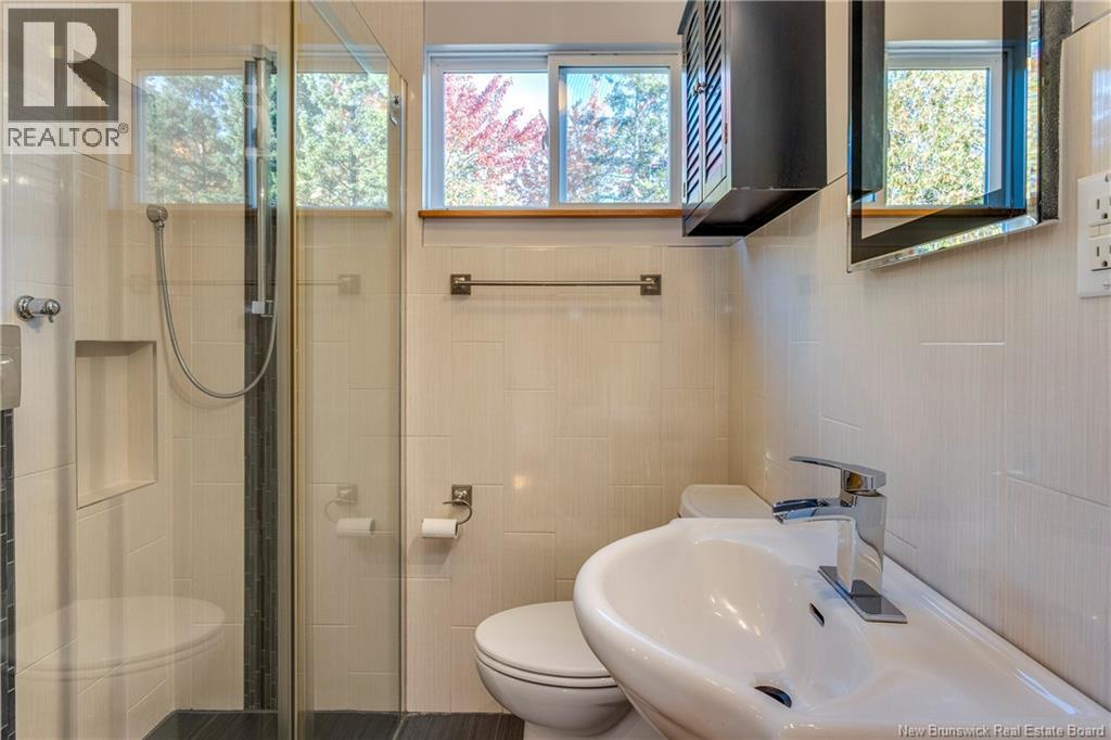381 Caledonia Road, Moncton, New Brunswick  E1H 2E8 - Photo 24 - NB127866