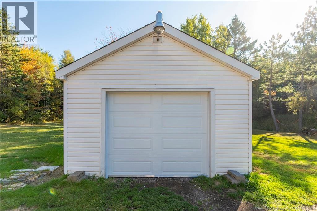 381 Caledonia Road, Moncton, New Brunswick  E1H 2E8 - Photo 38 - NB127866