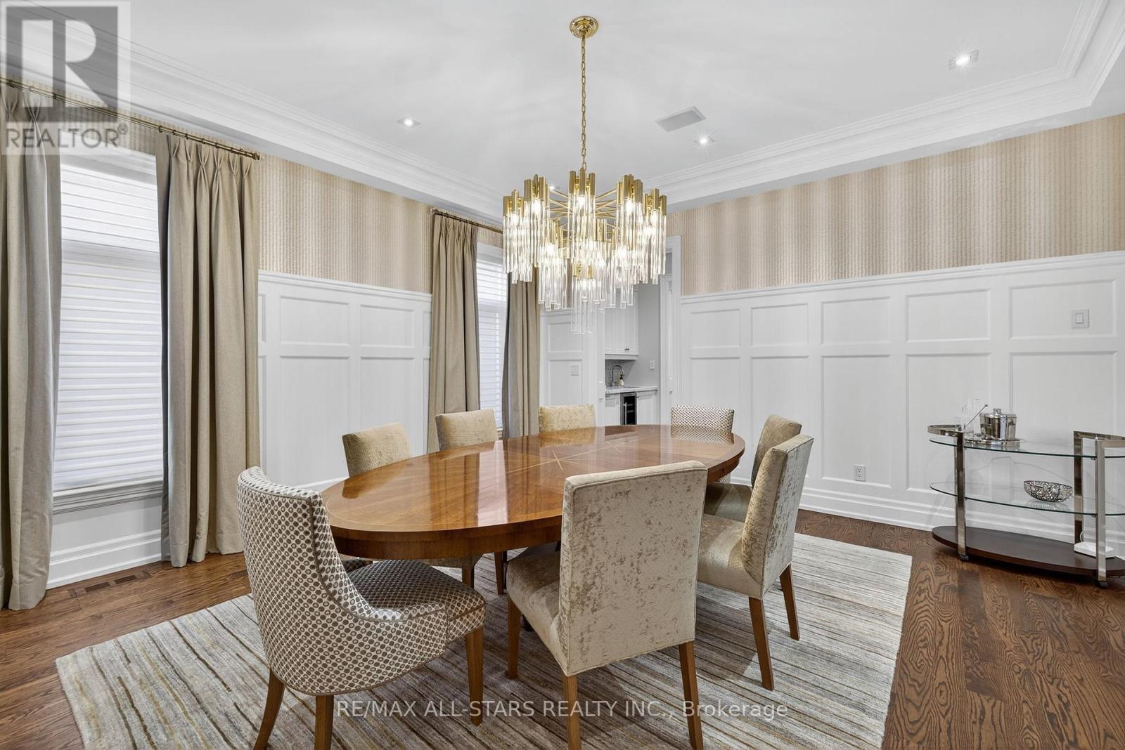 126 Hillview Road, Aurora (Aurora Village), Ontario  L4G 2M5 - Photo 22 - N12442132
