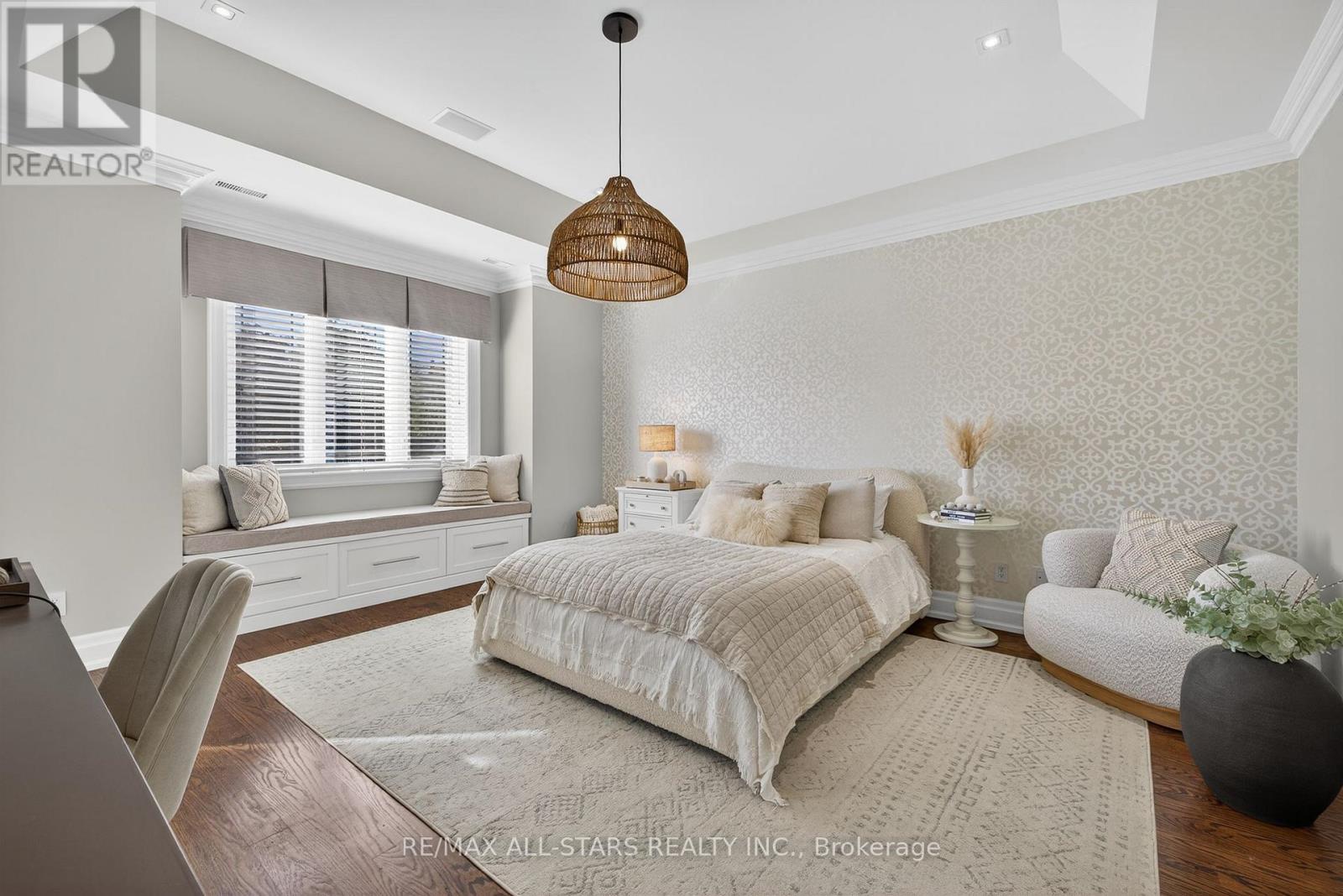 126 Hillview Road, Aurora (Aurora Village), Ontario  L4G 2M5 - Photo 28 - N12442132