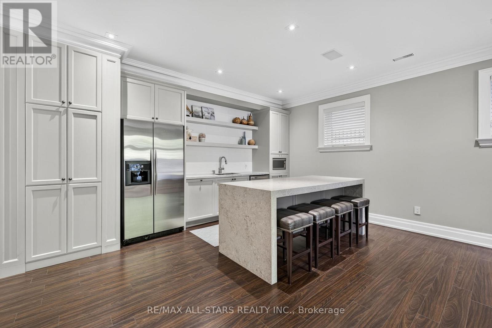 126 Hillview Road, Aurora (Aurora Village), Ontario  L4G 2M5 - Photo 39 - N12442132