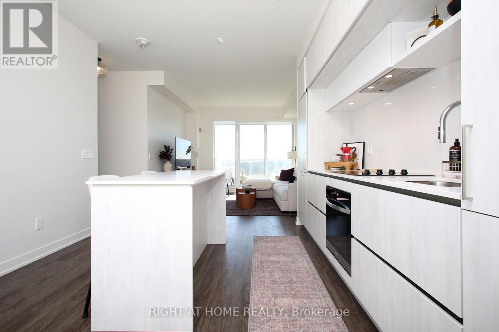 513 - 6 David Eyer Road, Richmond Hill, Ontario  L4S 0N5 - Photo 6 - N12442141
